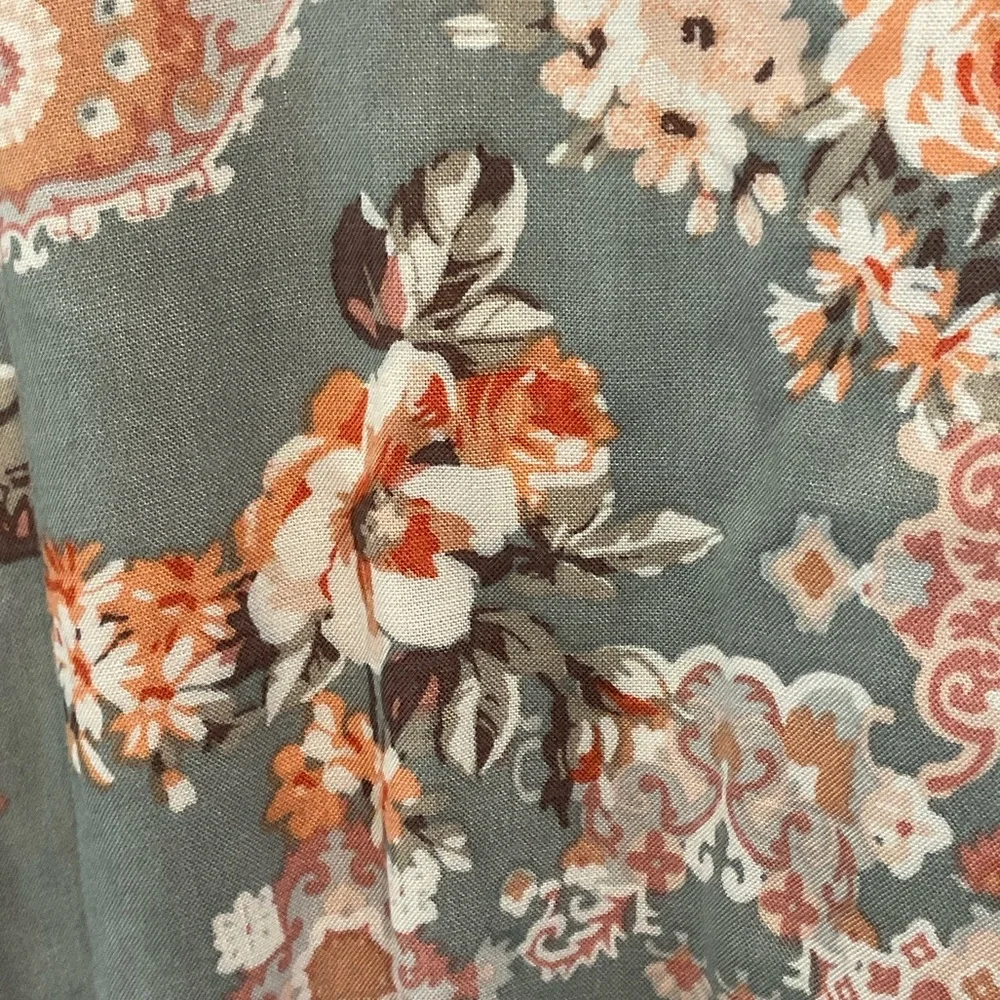 Savanna Jane Women’s Floral Gray and Orange Blouse Size Large - Picture 3 of 7